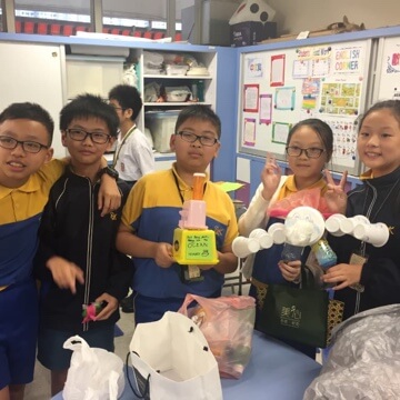 children running plastic workshops